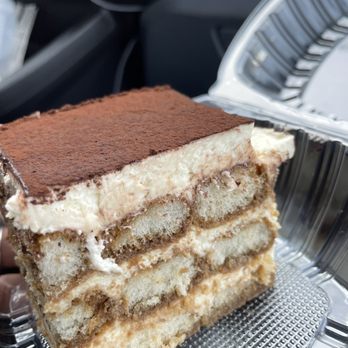 Maria's Gourmet Pastries - Bakeries Near Me - El Sobrante, California
