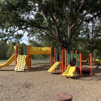 Andrew Leitch Park - Smaller playground - Parks Near Me - Woodbridge, Virginia Andrew Leitch Park - Smaller playground - Parks Near Me - Woodbridge, Virginia