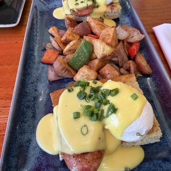 Hula Grill Waikiki - Homemade Focaccia Benedict Portuguese Sausage - Hawaiian Near Me - Honolulu, Hawaii Hula Grill Waikiki - Homemade Focaccia Benedict Portuguese Sausage - Hawaiian Near Me - Honolulu, Hawaii