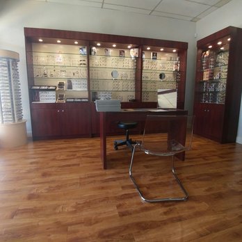 Thien Tran, OD FAAO - Eye Vista Optometry - Eyewear & Opticians Near Me - Anaheim, California