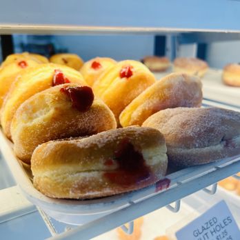 StarBread Bakery - Bakeries Near Me - Anaheim, California
