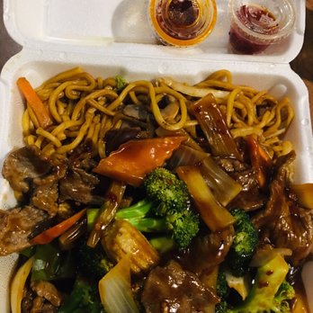 Hong Kong Restaurant - Spicy beef with lo mein - Chinese Near Me - Birmingham, Alabama Hong Kong Restaurant - Spicy beef with lo mein - Chinese Near Me - Birmingham, Alabama