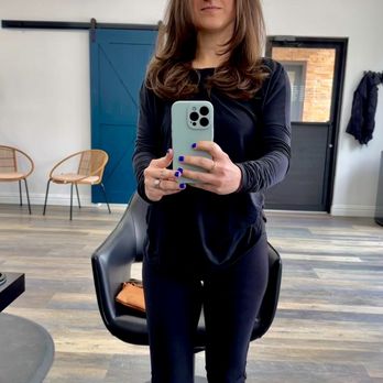 Salon Madison - Natural dark brown highlights - Hair Salons Near Me - Dumont, New Jersey Salon Madison - Natural dark brown highlights - Hair Salons Near Me - Dumont, New Jersey