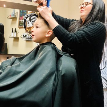 Black Hat Men's Parlor - Barbers Near Me - New Braunfels, Texas Black Hat Men's Parlor - Barbers Near Me - New Braunfels, Texas