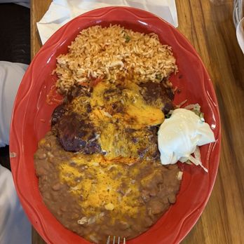 Estrella's - Mexican Near Me - Fallbrook, California
