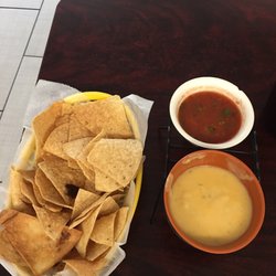 El Norteno Mexican Food - Chips, cheese, and sauce before meal.