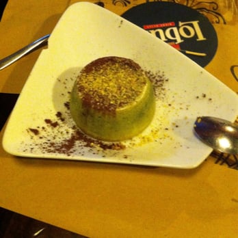 Guggenheim - Tortino al cioccolato bianco e pistacchio - Pubs Near Me - Caserta, CE