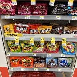 Walgreens - Bogo candy 1/17/24