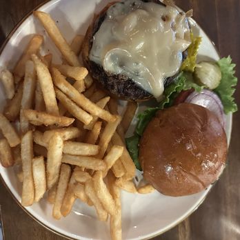 Elevations Eatery And Bar - Bison burger - Burgers Near Me - Estes Park, Colorado