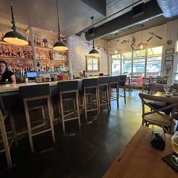 Rose’s Daughter - Bar seats 10 - Italian Near Me - Delray Beach, Florida