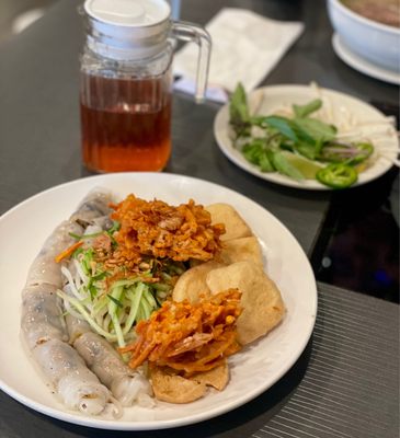 Tay Ho by null