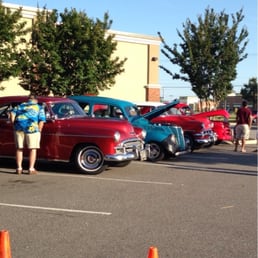 Car show today !!