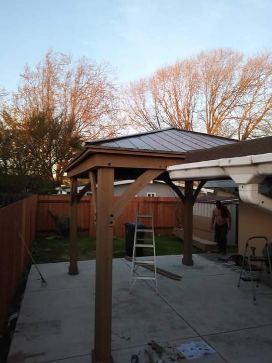 Slide of C.J. Skeeles General Contractor