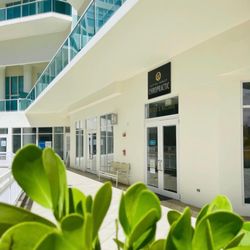 Aviva Family Chiropractic - Entrance