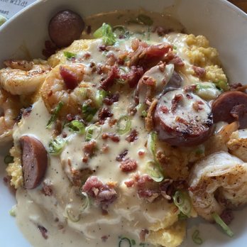 Gilligan's At the Dock - Shrimp and grits - American Near Me - Moncks Corner, South Carolina