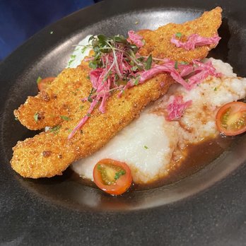 Lucille's - Catfish & Grits - New American Near Me - Houston, Texas