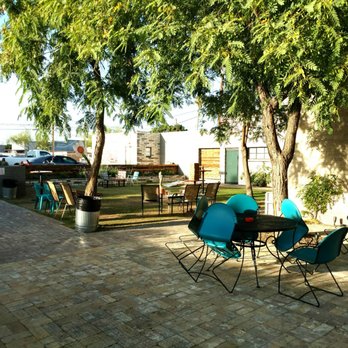 Thunderbird Lounge - Have outside games - Lounges Near Me - Phoenix, Arizona