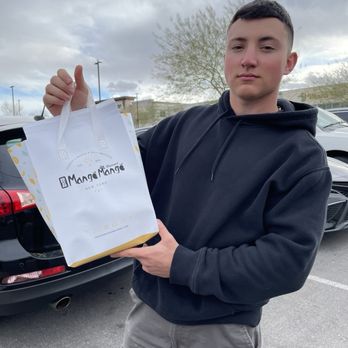 Mango Mango Dessert - Cute bag and the son is cute too! - Desserts Near Me - Las Vegas, Nevada
