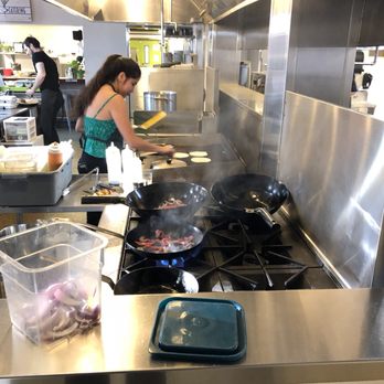 Public House - Shared kitchen space - Food Court Near Me - Springfield, Oregon Public House - Shared kitchen space - Food Court Near Me - Springfield, Oregon