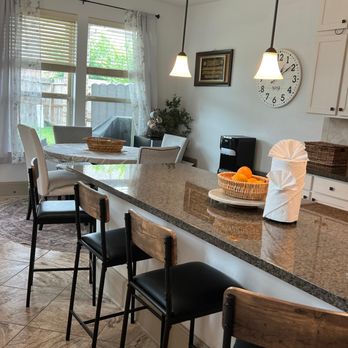 Maira's Professional Cleaning - Home Cleaning Near Me - Katy , Texas Maira's Professional Cleaning - Home Cleaning Near Me - Katy , Texas