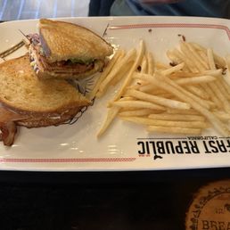 Grilled Turkey Sandwich Grilled Turkey Sandwich