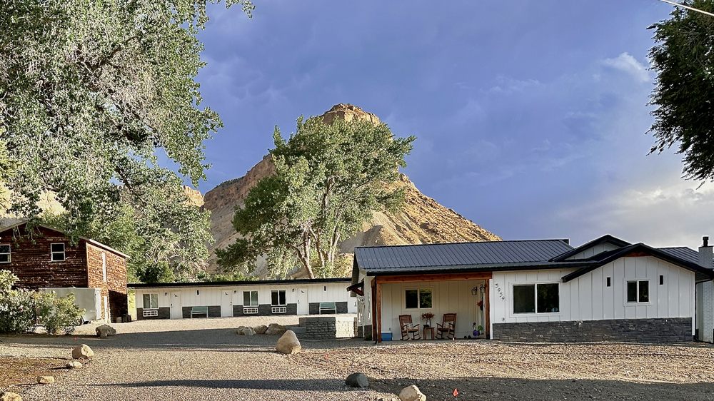 THE HOMESTEAD Updated October 2024 31 Photos 3939 Hwy 6 And 24