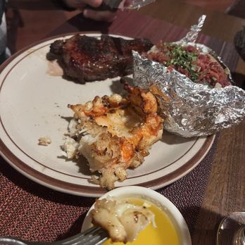 The Smithy - Seafood Near Me - Monroe, Connecticut