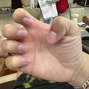 Paradise Nail Spa - Poorly executed manicure - Nail Salons Near Me - Bellevue, Washington Paradise Nail Spa - Poorly executed manicure - Nail Salons Near Me - Bellevue, Washington