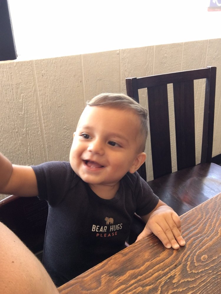 BOLING’S BARBER SHOP & SHAVE PARLOR 49 Photos & 77 Reviews 112 S