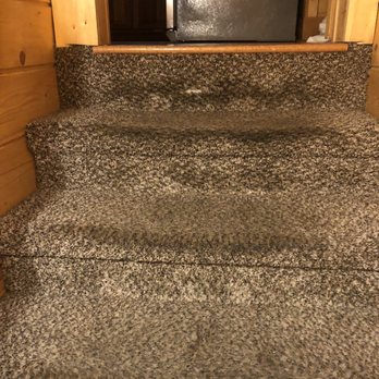 Eagle Point Retreat - Carpet is very old . - Vacation Rentals Near Me - Pigeon Forge, Tennessee