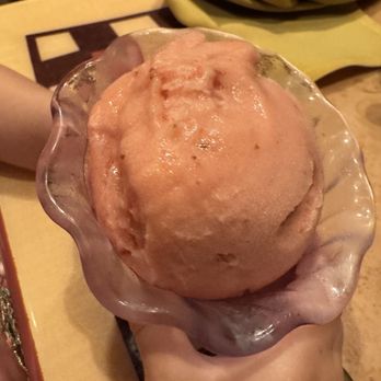 Goofy's Kitchen - Vegan strawberry sorbet - American Near Me - Anaheim, California Goofy's Kitchen - Vegan strawberry sorbet - American Near Me - Anaheim, California