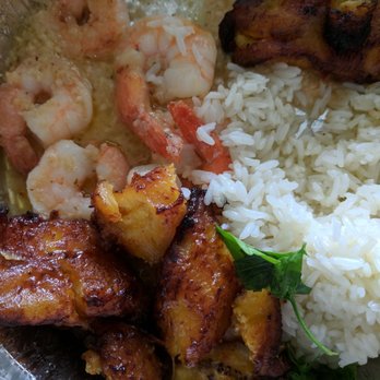 Copacabana Cuban Café - Shrimp, maduros and rice - Cuban Near Me - Mount Dora, Florida Copacabana Cuban Café - Shrimp, maduros and rice - Cuban Near Me - Mount Dora, Florida
