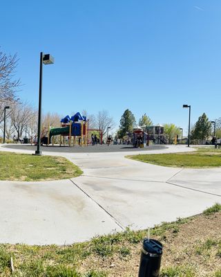 Gardens Park by null
