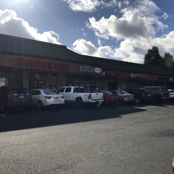 Huong Sen Tofu - Store front - Vietnamese Near Me - Sacramento, California Huong Sen Tofu - Store front - Vietnamese Near Me - Sacramento, California