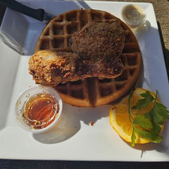 Georgia's Restaurant - Chicken and Waffles - Soul Food Near Me - Long Beach, California