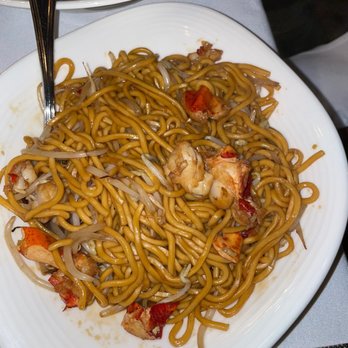 Panda Harlem - Lobster Lo Mein - Chinese Near Me - New York, New York Panda Harlem - Lobster Lo Mein - Chinese Near Me - New York, New York
