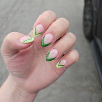 Four Seasons Nail Bar - Nail Salons Near Me - El Segundo, California