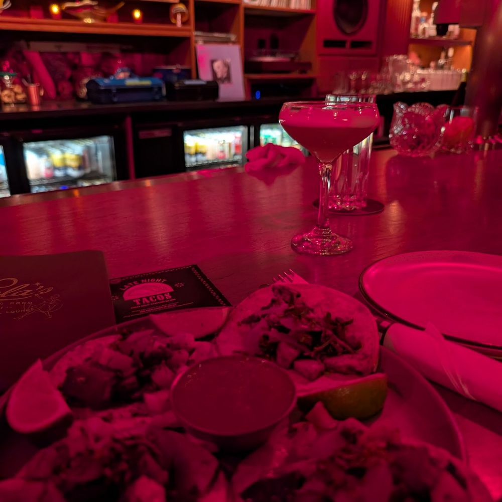 Lola’s - American Near Me - Madison, Wisconsin Lola’s - American Near Me - Madison, Wisconsin
