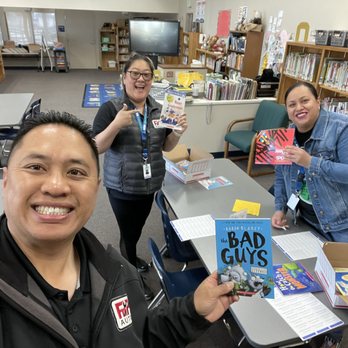FNP Auto - Owners, Francisco & Pearl Sandocal, of FNP Auto volunteering their time at Jefferson Elementary. Also, special thanks to Maritza!
#FNPAuto - Auto Repair Near Me - Stanton, California FNP Auto - Owners, Francisco & Pearl Sandocal, of FNP Auto volunteering their time at Jefferson Elementary. Also, special thanks to Maritza!
#FNPAuto - Auto Repair Near Me - Stanton, California