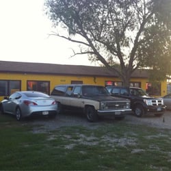 County Line Icehouse