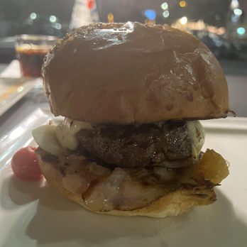 Dambo - Chianina Burgwr (Panino) - Steakhouses Near Me - Naples, NA