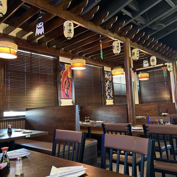 Umiya Sushi - Live Oak - Warm interior - Sushi Bars Near Me - San Antonio, Texas Umiya Sushi - Live Oak - Warm interior - Sushi Bars Near Me - San Antonio, Texas