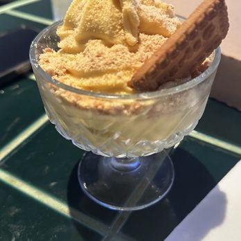 Pijja Palace - Mango lassi creamsicle - Sports Bars Near Me - Los Angeles, California