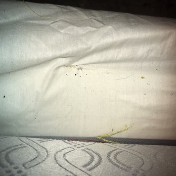 New Corral Motel - Nasty bed sheets - Hotels Near Me - Victorville, California