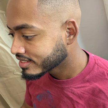 Gelabert’s Barbershop - Clean cut - Barbers Near Me - Spring , Texas
