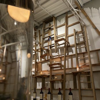 Fulton Market Kitchen - Upstairs Private Room Bar - New American Near Me - Chicago, Illinois