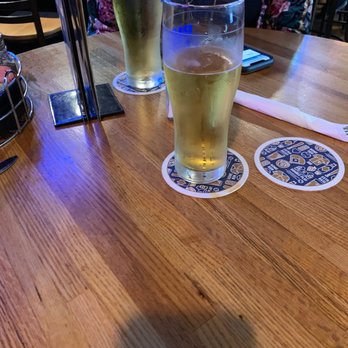 Johnny's Tavern - Beers - New American Near Me - Prairie Village, Kansas