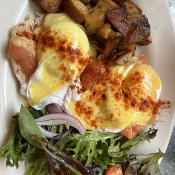 Cafe Bonjour - Eggs Norwegian - Breakfast & Brunch Near Me - Boston, Massachusetts Cafe Bonjour - Eggs Norwegian - Breakfast & Brunch Near Me - Boston, Massachusetts