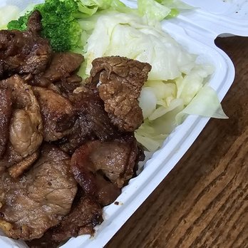 Kahu Hawaiian BBQ - Hawaiian BBQ Beef with vegetables - Hawaiian Near Me - Tucson, Arizona