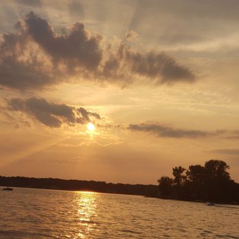 Geist Marina - A great day on the lake - Marinas Near Me - Indianapolis, Indiana
